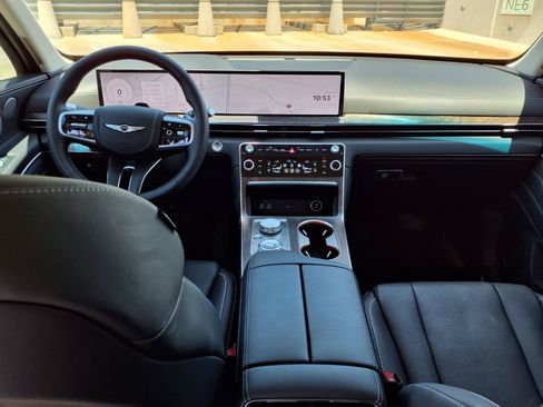 Certified 2026 Genesis GV80 2.5T Advanced AWD/4WD image 18