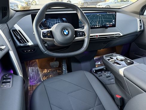 Used 2026 BMW iX xDrive45 image 32