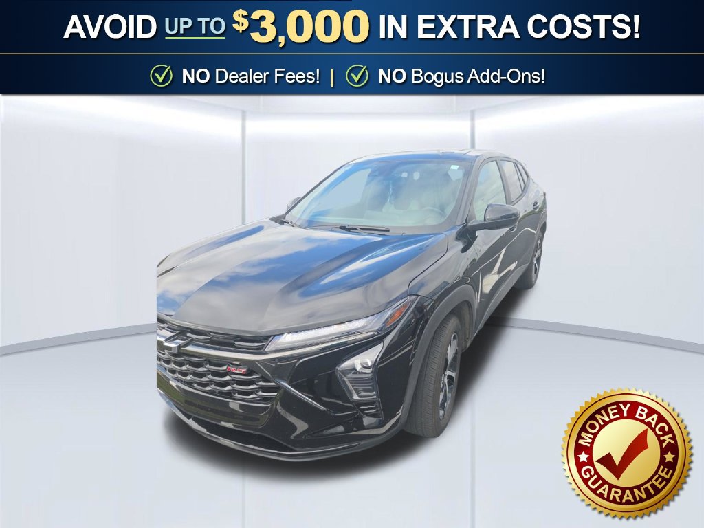 Used 2024 Chevrolet Trax RS w/ Sunroof Package FWD image 1