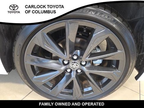 Used 2026 Toyota Corolla SE FWD image 11