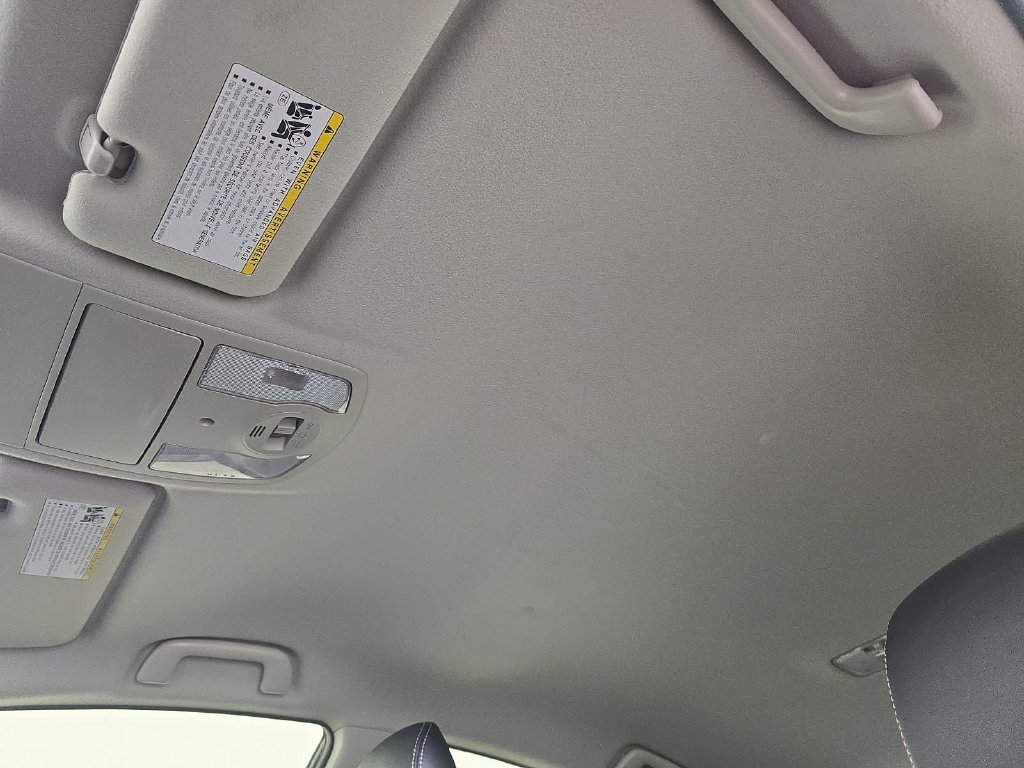Used 2015 Toyota Prius Persona Series FWD image 26