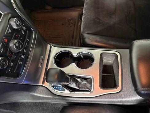 Certified 2018 Jeep Grand Cherokee Altitude AWD/4WD image 25