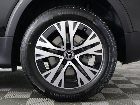 New 2026 Mercedes-Benz GLB 250 image 10