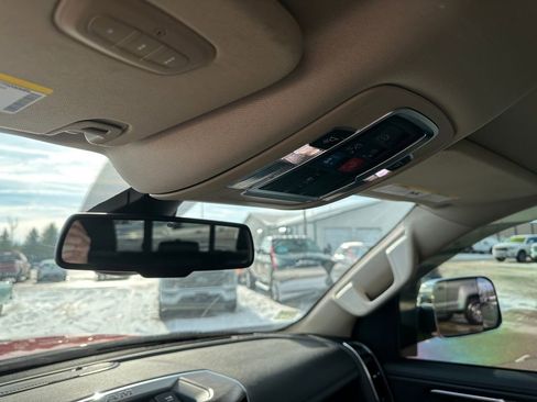 Used 2019 RAM 1500 Laramie image 19