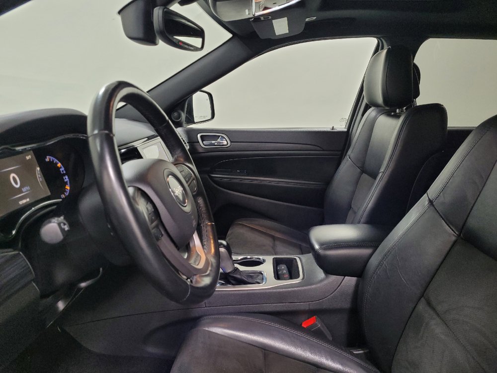 Used 2019 Jeep Grand Cherokee Altitude AWD/4WD image 17