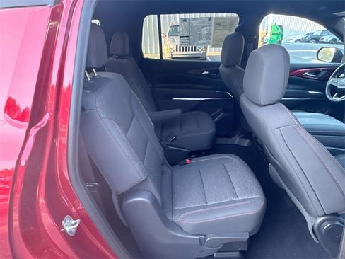 Used 2024 Chevrolet Traverse Z71 w/ LPO, Floor Liner Package image 29