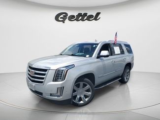 Used 2019 Cadillac Escalade Luxury AWD/4WD video 1