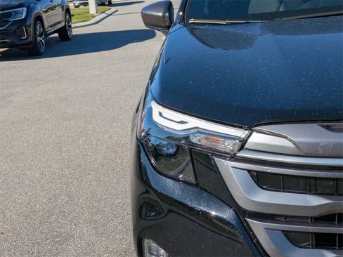 Certified 2026 Subaru Forester Premium image 7