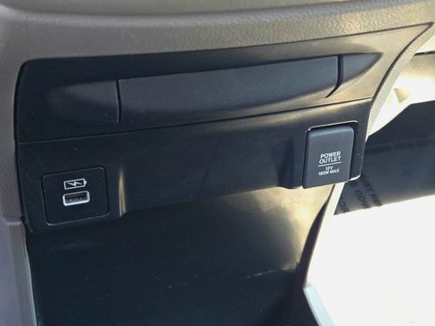 Used 2023 Honda Odyssey EX-L image 35