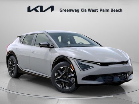 New 2025 Kia EV6 Wind image 1