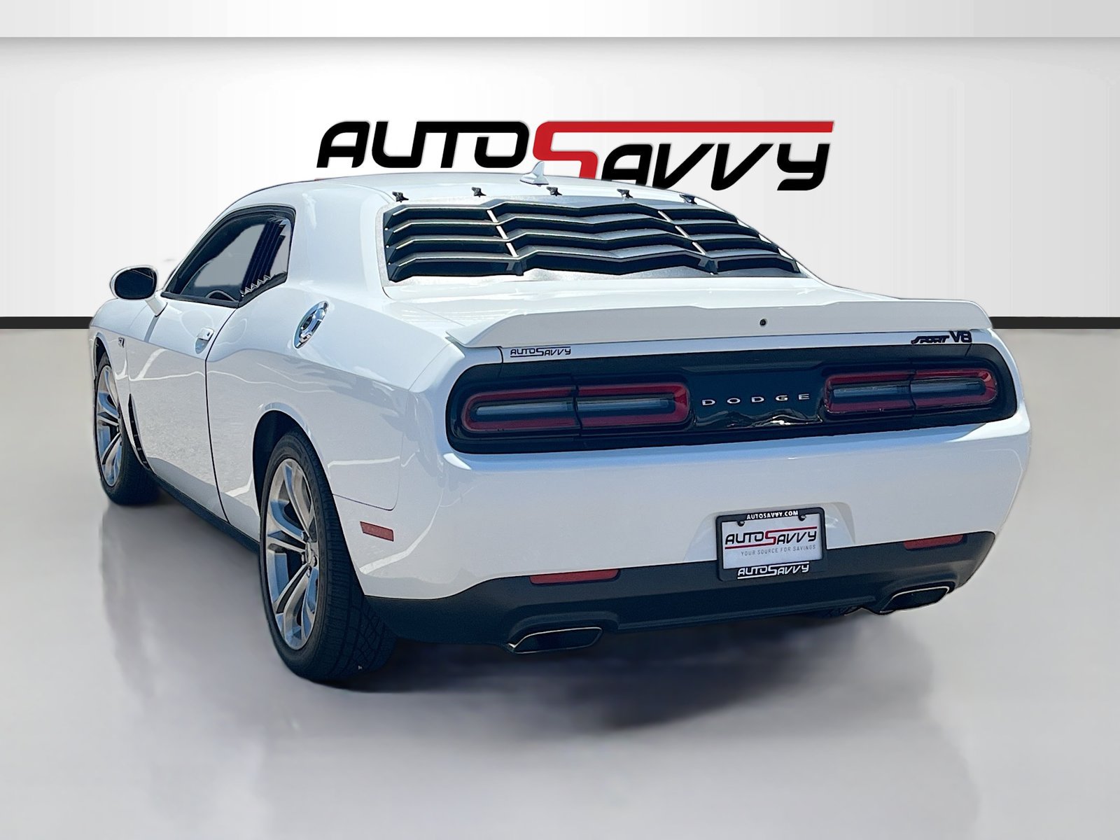 Used 2022 Dodge Challenger R/T RWD image 5