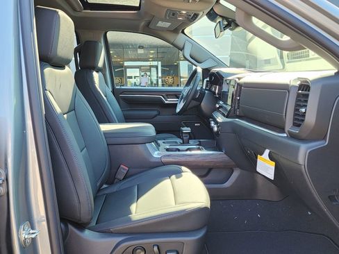 New 2026 GMC Sierra 1500 SLT w/ SLT Premium Plus Package AWD/4WD image 38