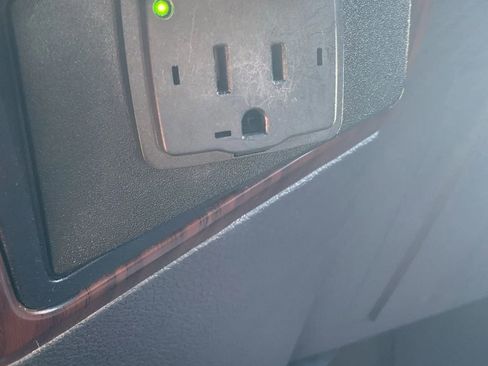 Used 2016 Ford F250 Lariat image 36