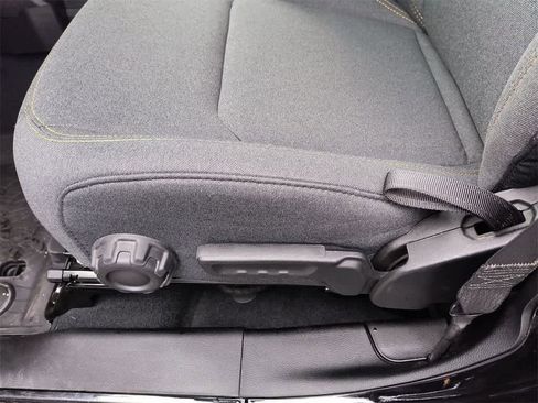 Used 2024 Jeep Wrangler Willys image 12