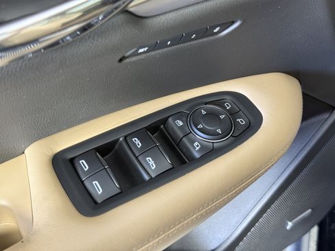 Used 2020 Cadillac XT6 Premium Luxury w/ Platinum Package image 16