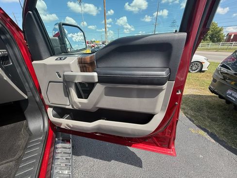 Used 2015 Ford F150 Lariat AWD/4WD image 19