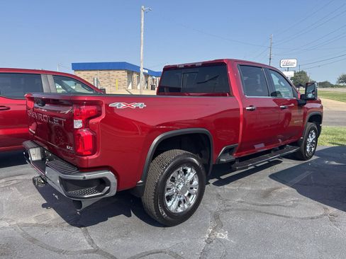 Used 2024 Chevrolet Silverado 2500 LTZ w/ LTZ Plus Package AWD/4WD image 4