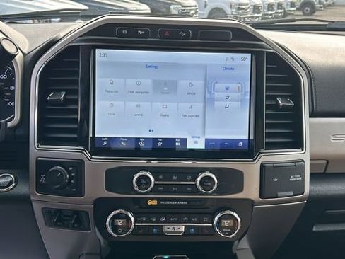 Certified 2022 Ford F250 Lariat w/ Lariat Ultimate Package image 20