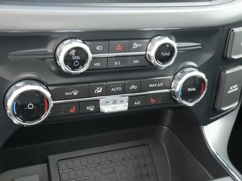 New 2025 Ford F150 XLT w/ Equipment Group 303A High image 24