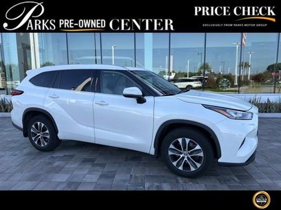 Used 2020 Toyota Highlander XLE