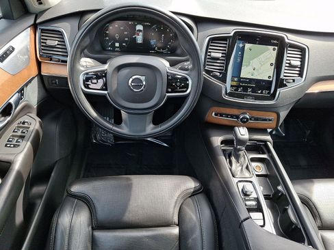 Used 2017 Volvo XC90 T6 Inscription w/ Vision Package image 13
