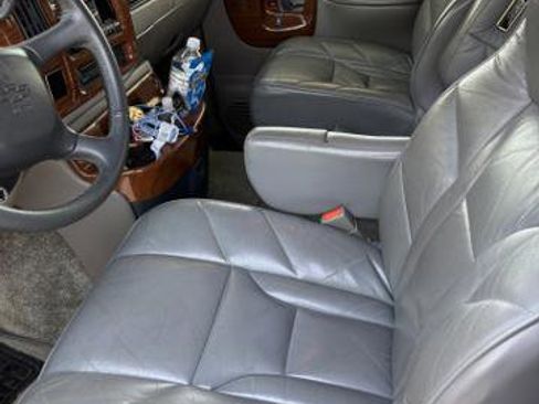 Used 1999 Chevrolet Express 1500 w/ Convenience Pkg image 24