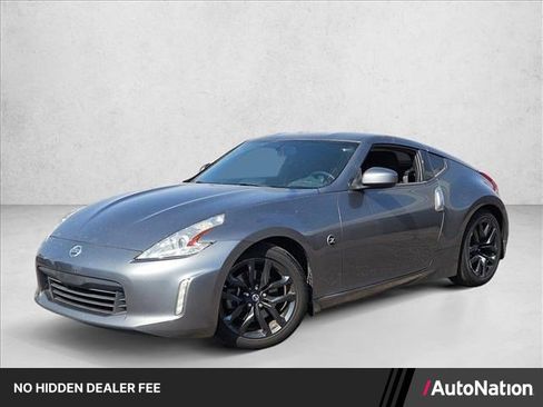 Used 2016 Nissan 370Z Coupe RWD image 1