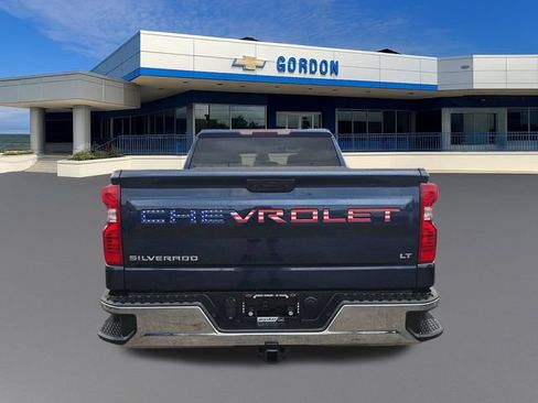 Used 2023 Chevrolet Silverado 1500 LT AWD/4WD image 4