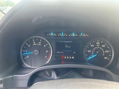 Used 2018 Ford F150 XLT w/ Equipment Group 302A Luxury AWD/4WD image 7