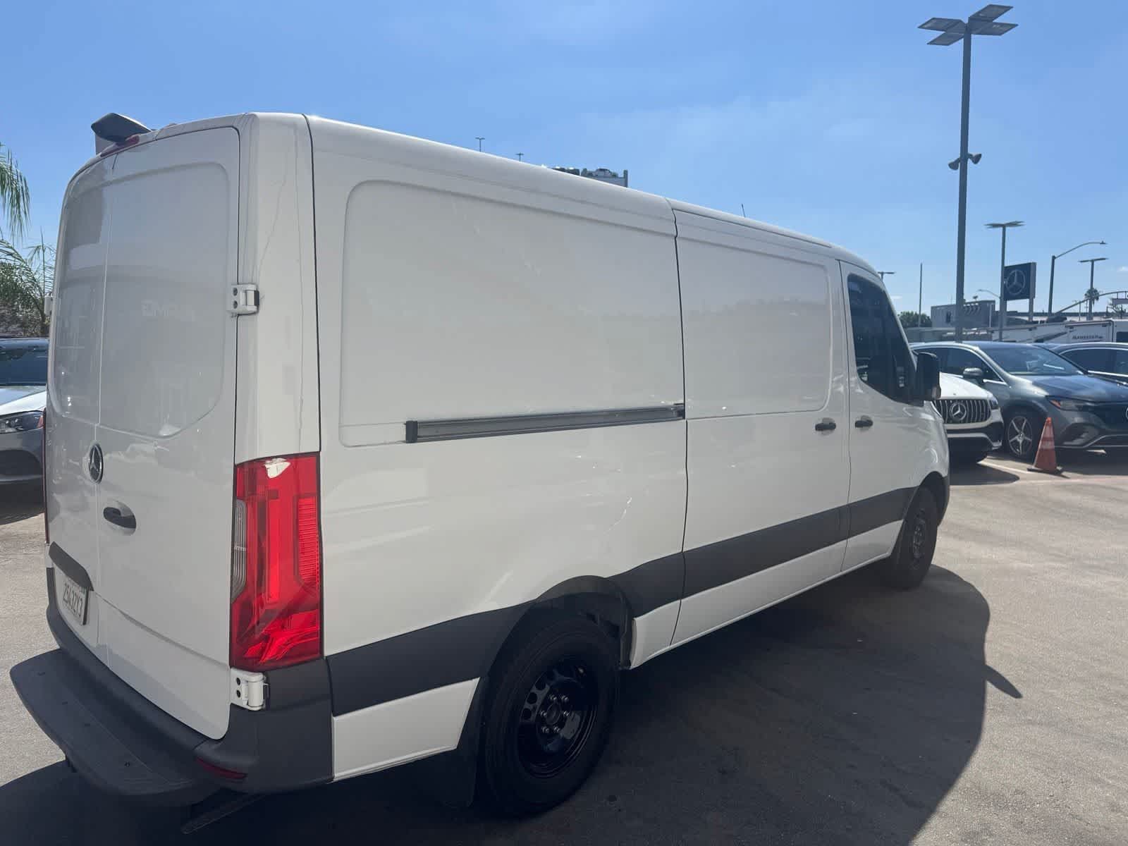 Used 2024 Mercedes-Benz Sprinter 2500 image 5