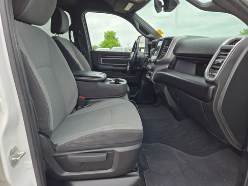 Used 2024 RAM 2500 Big Horn image 24