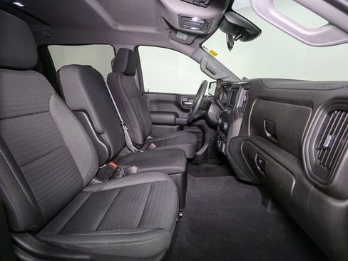 Used 2023 Chevrolet Silverado 1500 Custom image 16