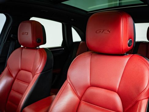 Certified 2021 Porsche Macan GTS image 23