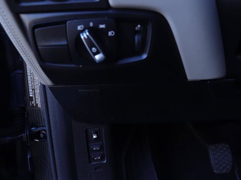 Used 2015 BMW i3 w/ Range Extender image 19