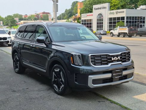 Used 2023 Kia Telluride S w/ S Sunroof Package AWD/4WD image 4
