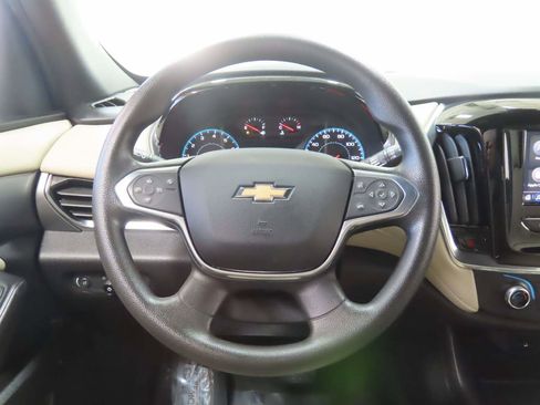 Used 2023 Chevrolet Traverse LS w/ LPO, Cargo Package image 8