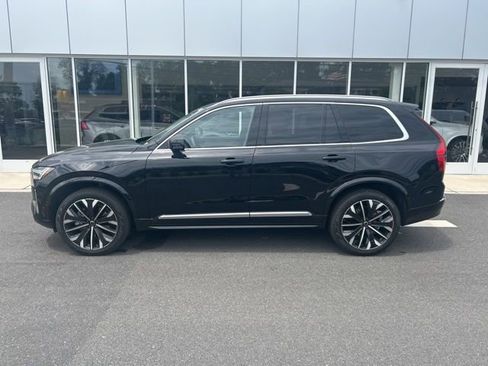 Certified 2025 Volvo XC90 B5 Plus AWD/4WD image 2