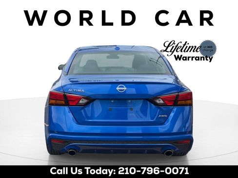 Used 2025 Nissan Altima 2.5 SV w/ SV Premium Package AWD/4WD image 6