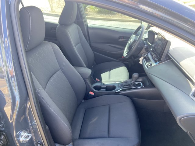 Used 2025 Toyota Corolla LE FWD image 19