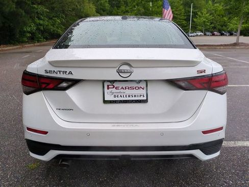 Used 2025 Nissan Sentra SR FWD image 5