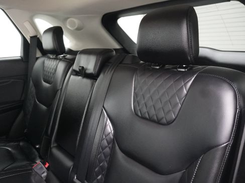 Used 2024 Ford Edge Titanium AWD/4WD image 13