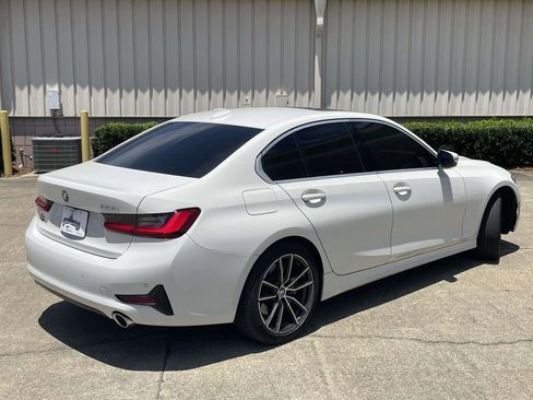 Used 2019 BMW 330i Sedan RWD image 3