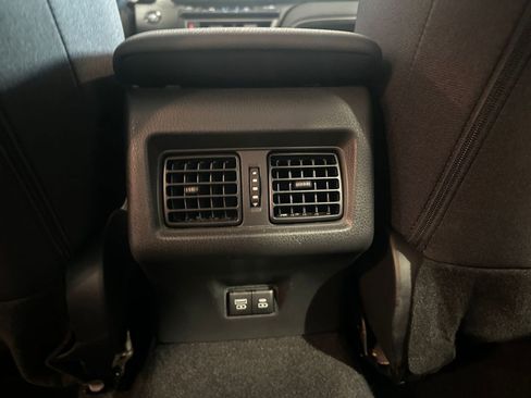 Used 2025 Toyota Camry LE image 23