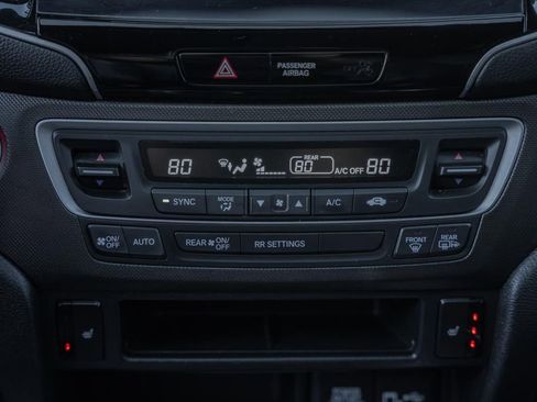 Certified 2023 Honda Passport TrailSport image 24