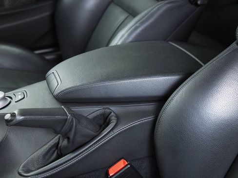 Used 2006 BMW M6 Coupe RWD image 70
