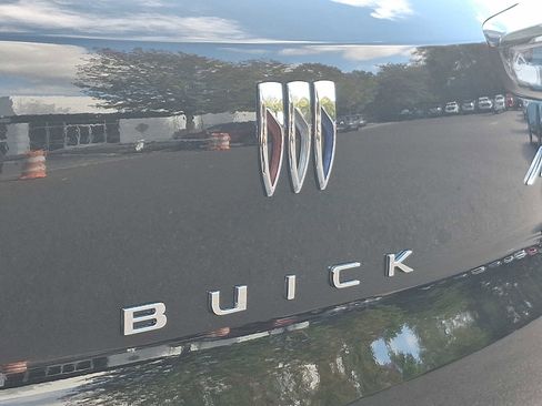 Certified 2024 Buick Encore GX Avenir w/ Avenir Convenience Package image 32
