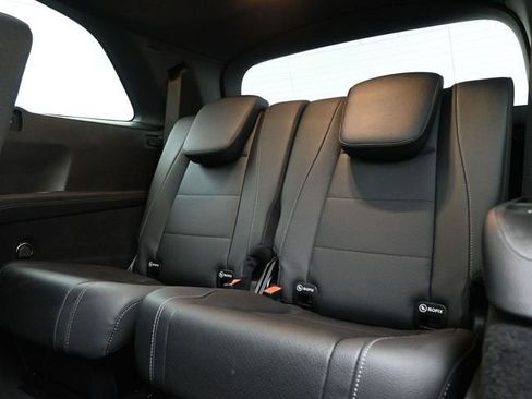 Used 2025 Mercedes-Benz GLS 450 4MATIC image 19