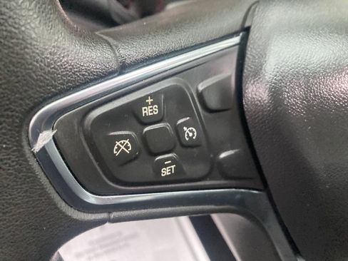 Used 2017 Chevrolet Malibu LS image 42