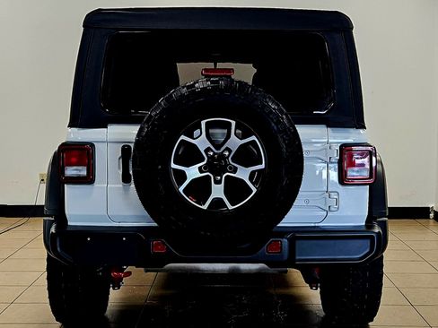 Used 2021 Jeep Wrangler Unlimited Rubicon w/ Cold Weather Group image 7