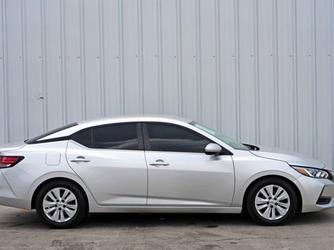 Used 2022 Nissan Sentra S image 43